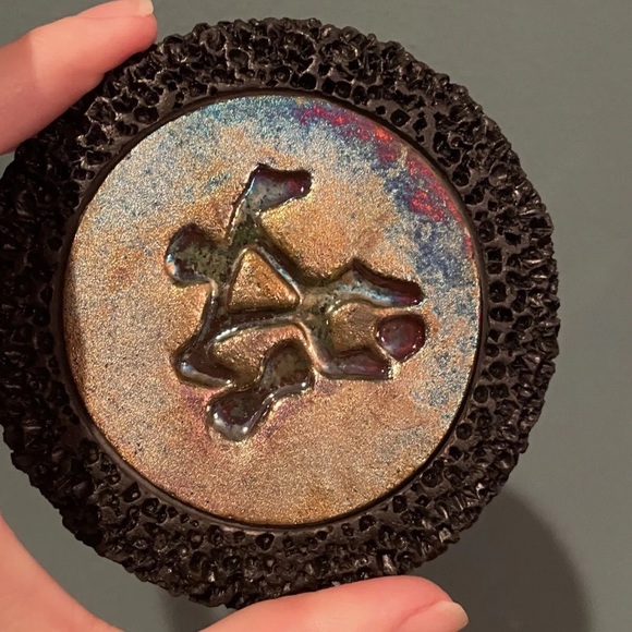 Set of 4 Javier Gaytan - Raku Studio Hawaiian Pottery Coasters Sea Turtle Signed - Picture 4 of 9